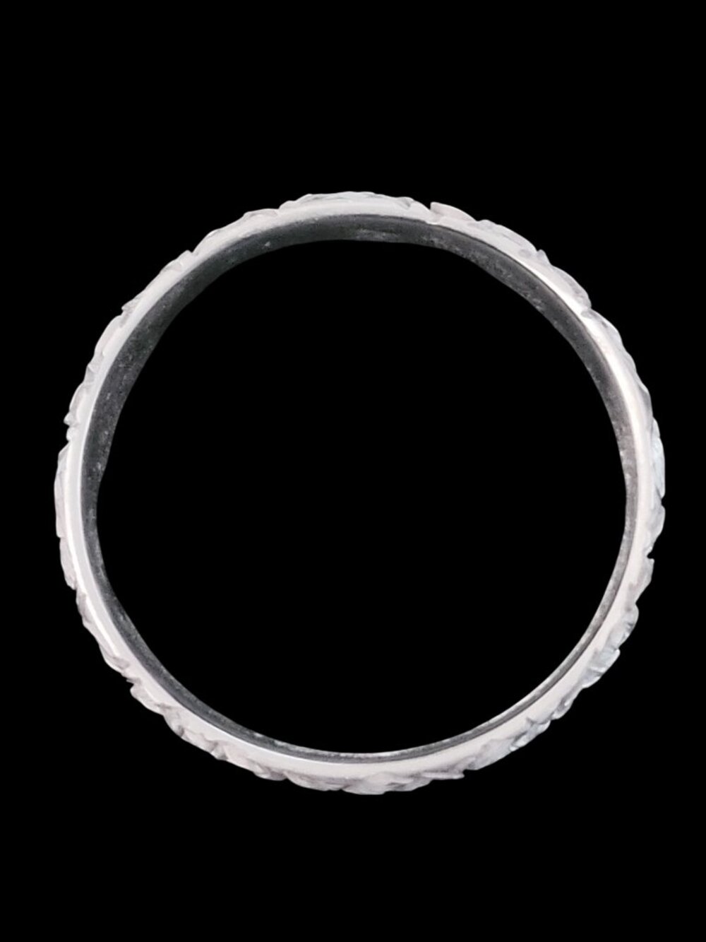 Plastic carved Bracelet-Purchased at Chan Luu showroom - Picture 5 of 7